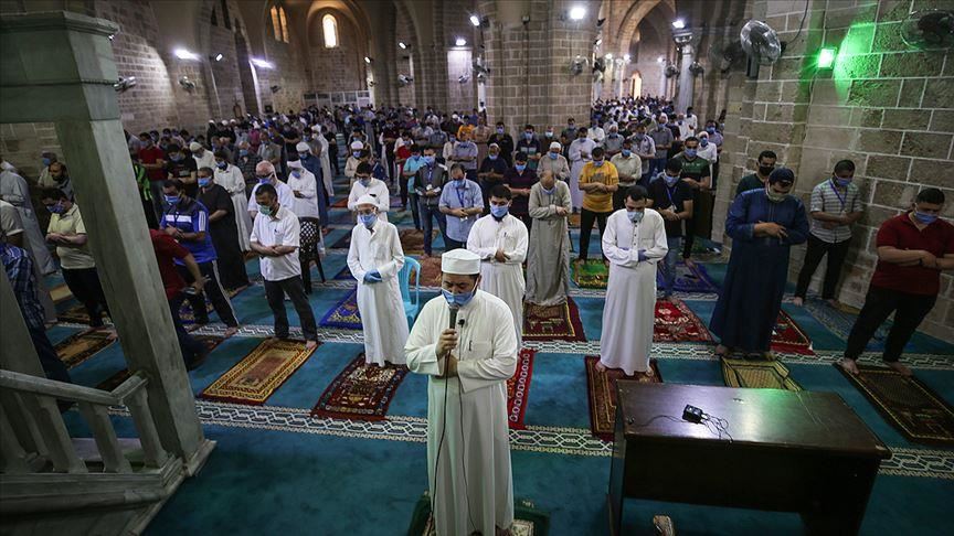 مساجد کویت و بحرین از روز یکشنبه بازگشایی می‌شوند