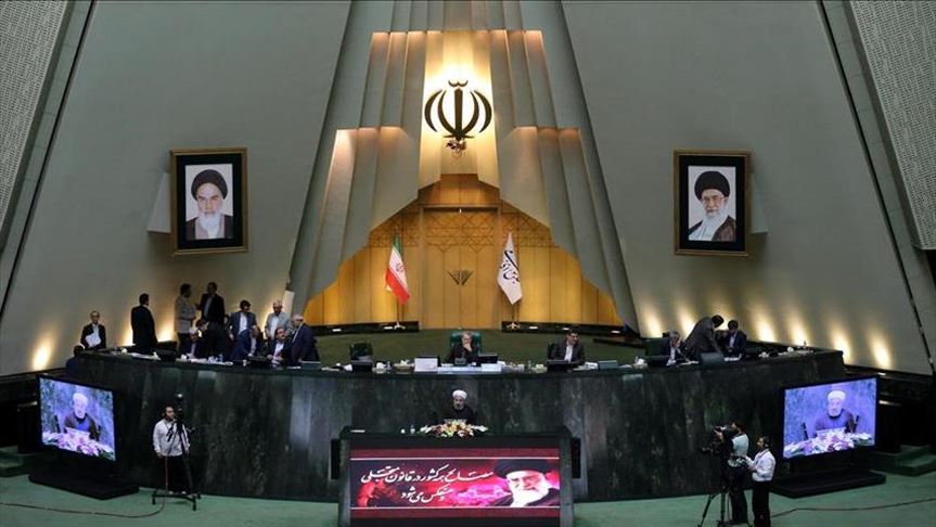 Iran’s new parliament holds session amid COVID-19 fears