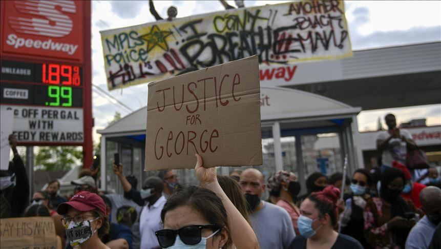 В США прошли акции протеста из-за смерти афроамериканца 