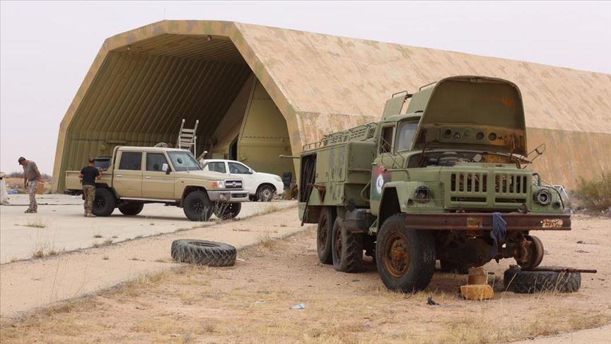 Libyan army destroys armored vehicles of Haftar militia