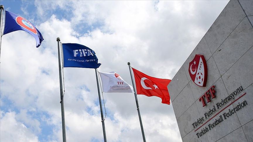 آمادگی فدراسیون فوتبال ترکیه برای از سرگیری لیگ‌ها