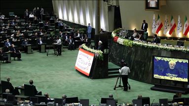 Político conservador es elegido como el nuevo presidente del Parlamento de Irán