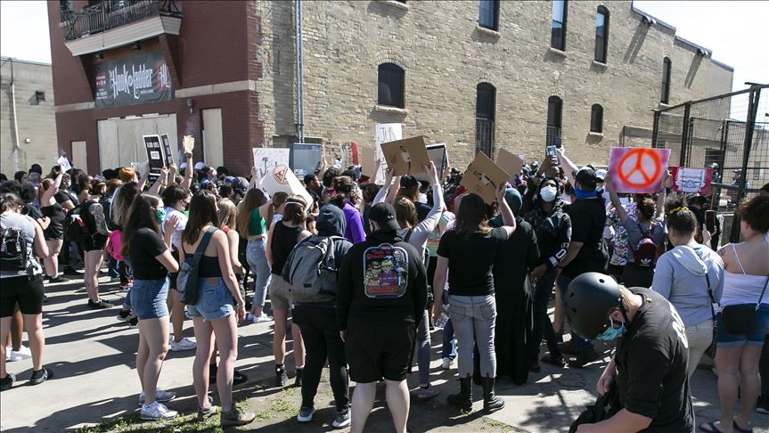 US: CNN crew nabbed while covering protests released