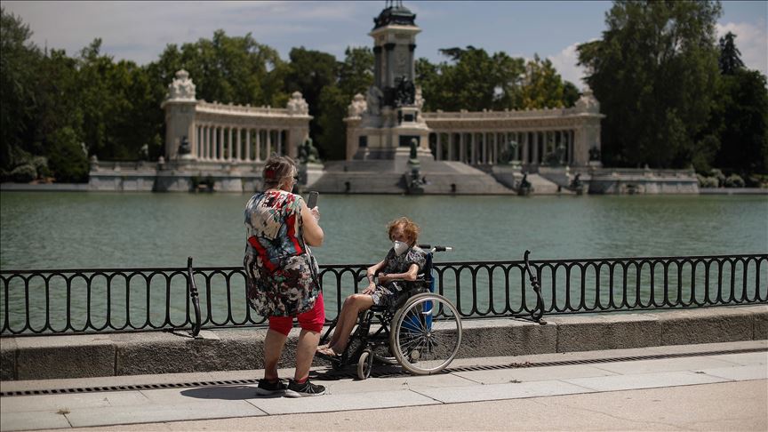 Gobierno español aprueba el ingreso mínimo vital para combatir la ...