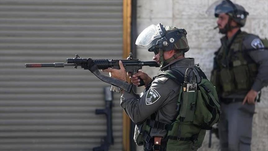 إصابة 5 فلسطينيين بتفريق الجيش الإسرائيلي متظاهرين بالضفة