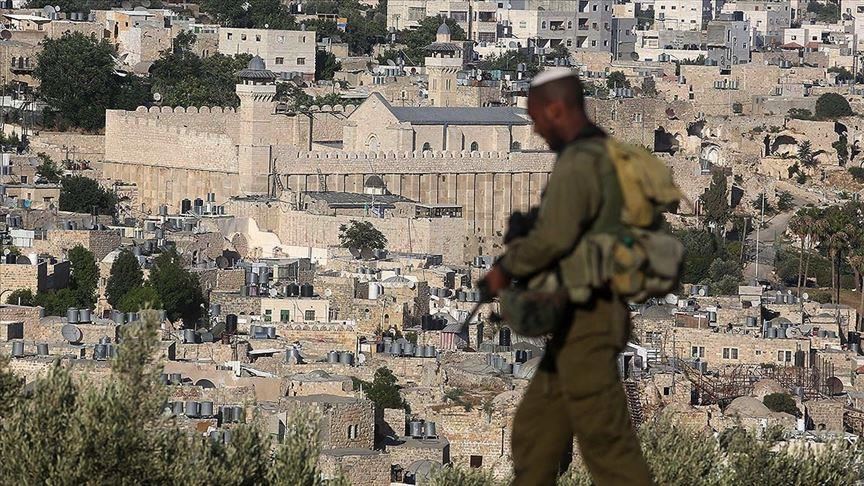 ممانعت نظامیان اسرائیل از ورود فلسطینی‌ها به مسجد ابراهیمی
