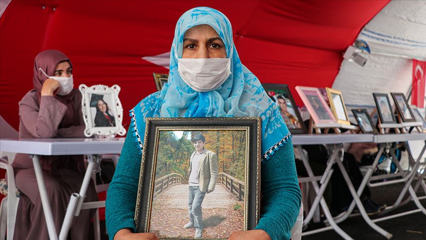 Diyarbakır annesi Zümrüt Salim: Oğlumu nasıl götürmüşlerse öyle getirsinler