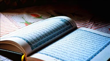 نماینده مجلس ایران خواستار ختم روزانه کل قرآن در مجلس شد