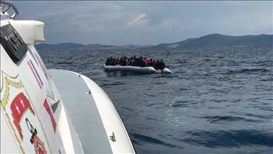 Turkish coast guard rescues 60 asylum seekers