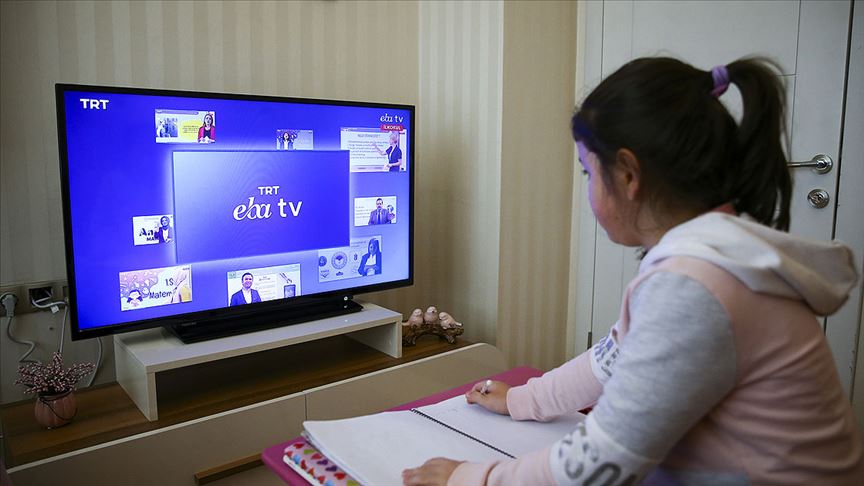 TRT EBA Televizyonu'nda yaz döneminde yabancı dil ile ilgili çalışmalar yer alacak