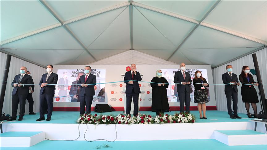 Presidente de Turquía inaugura hospital de emergencias en Estambul