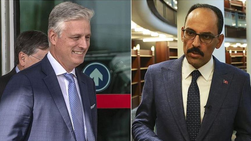 Top Turkish, US officials speak over phone