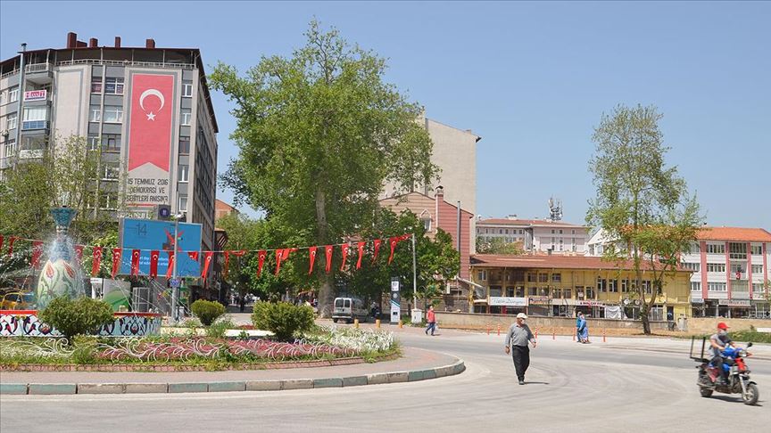 Kutahya Da Acik Alanlarda Maske Takma Zorunlulugu