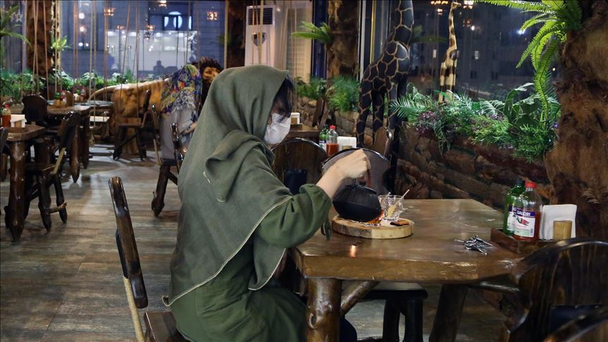Aumentan los casos de COVID-19 en Irán a pesar del retorno a la normalidad