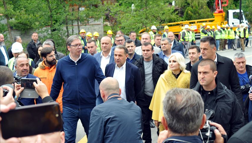 Vučić obišao radove na rekonstrukciji puteva u Novom Pazaru i na Pešterskoj visoravni