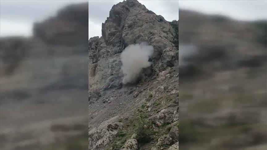 Turkey destroys PKK terrorists' 3-room cave in N. Iraq