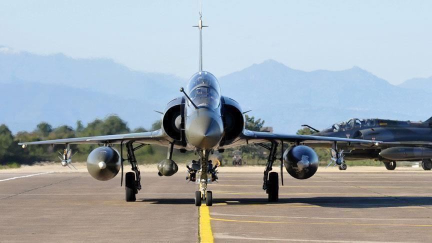 Libye : l'armée de l'air mène 10 raids contre des positions de Haftar au sud de Tripoli