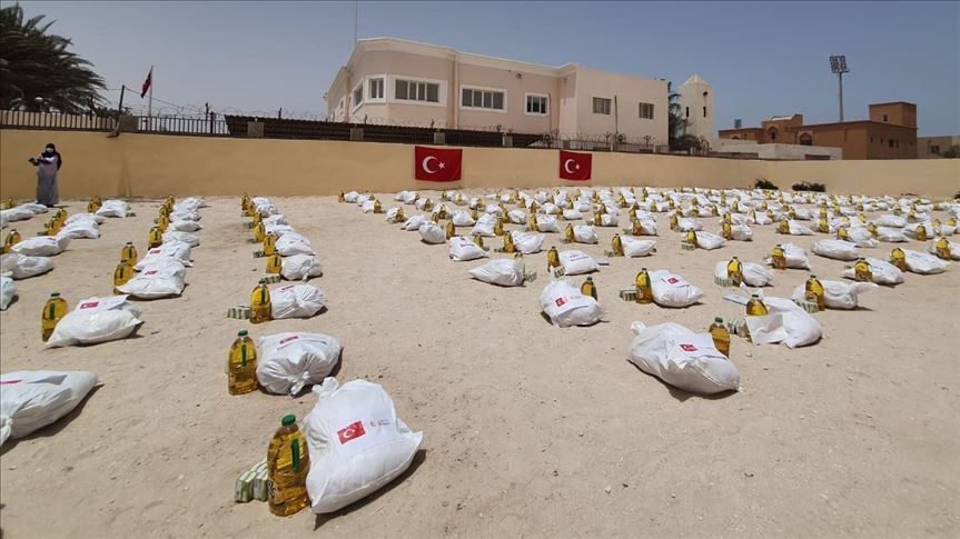 Turqia shpërndan pako ushqimore dhe produkte higjienike në Mauritani
