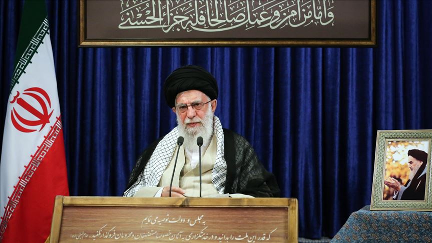 آیت الله خامنه ای: پس از انقلاب در برخی زمینه ها شاهد عقبگرد بوده‌ایم