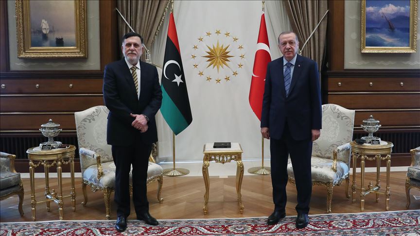 Erdoğan takohet me kryeministrin e Libisë, Sarraj