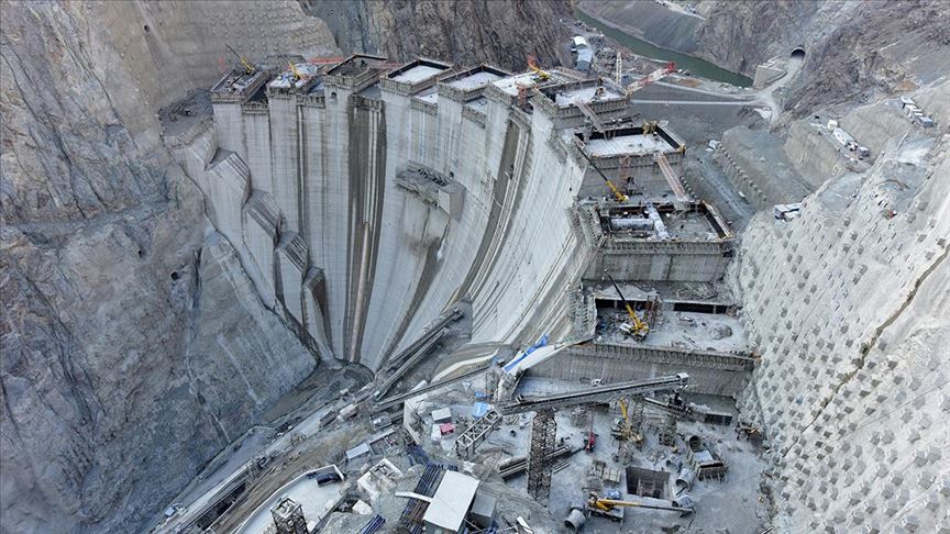 Yusufeli Barajı'nda beton gövdenin yüzde 75'i tamamlanıyor