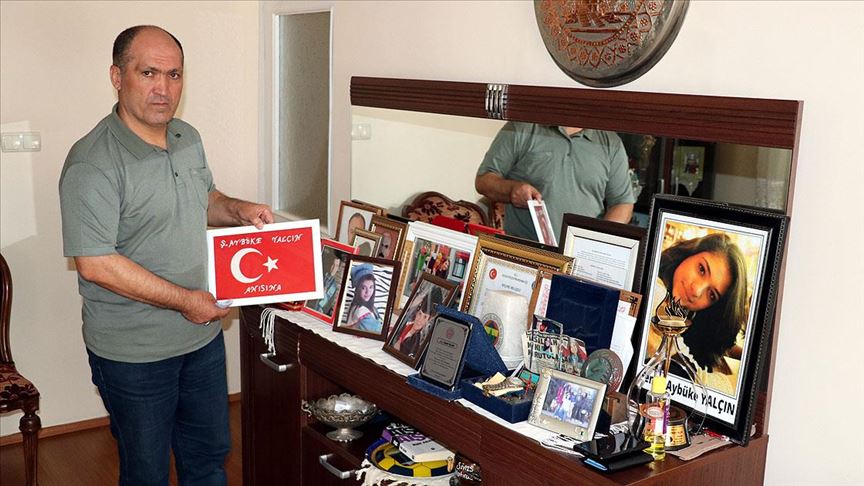 Aybüke öğretmenin ailesi kızlarının isminin yaşatılmasının gururunu yaşıyor