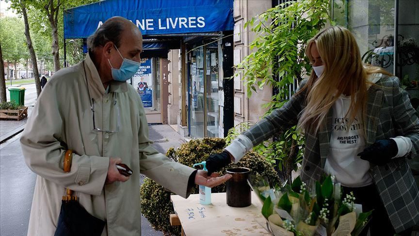 COVID-19: France reports 55 fatalities at start of week
