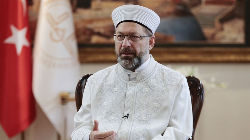 Diyanet İşleri Başkanı Erbaş: Kuraklaşmış, çoraklaşmış yürekleri İslam'la  yeşerteceğiz