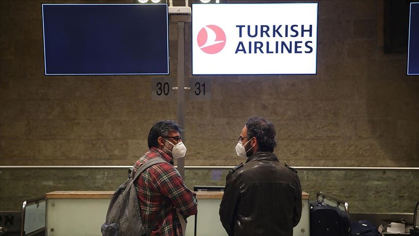 İsrail'deki Türk vatandaşları THY'nin özel seferiyle yurda getirildi