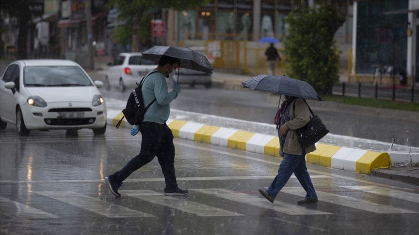 Meteorolojiden kuvvetli yağış uyarısı