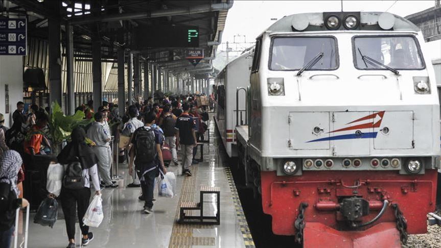 Longgarkan aturan, Kemenhub wajibkan penumpang patuhi protokol kesehatan