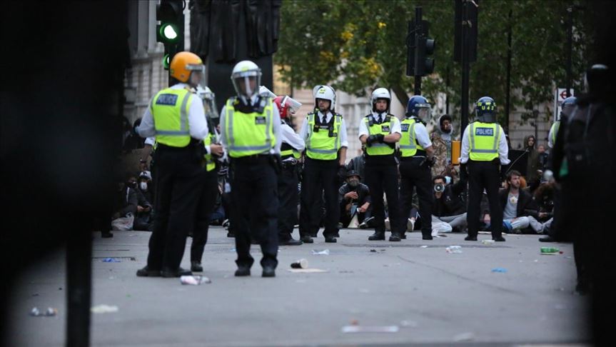 Jefe de policía del Reino Unido urge a la institución hacer frente al racismo en el país