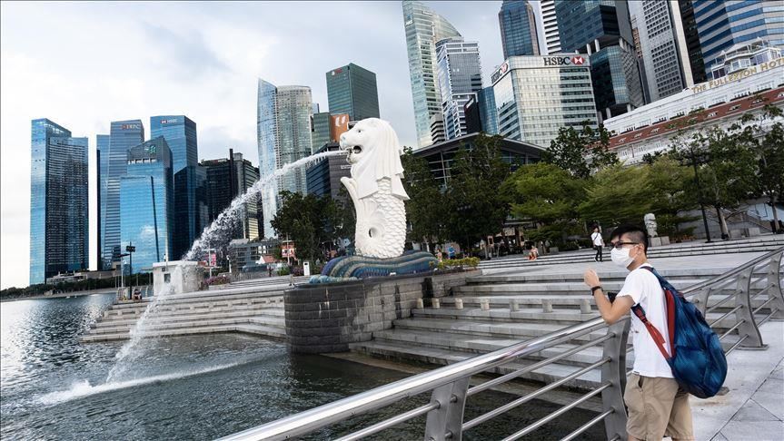 Singapore's property market shrinks amid pandemic