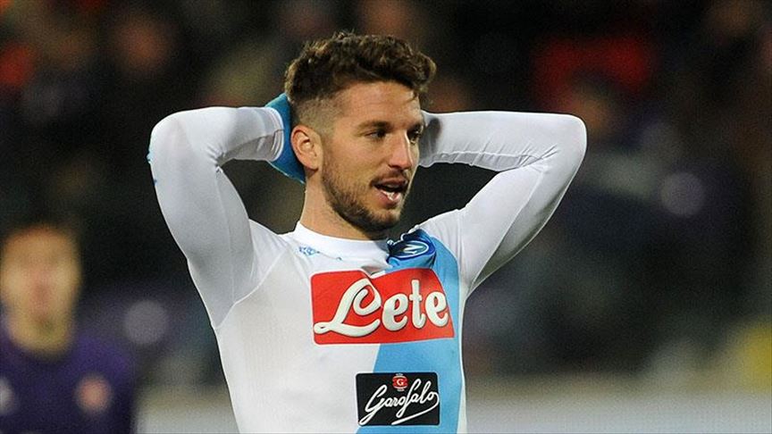 Football: Napoli extend contract with Dries Mertens