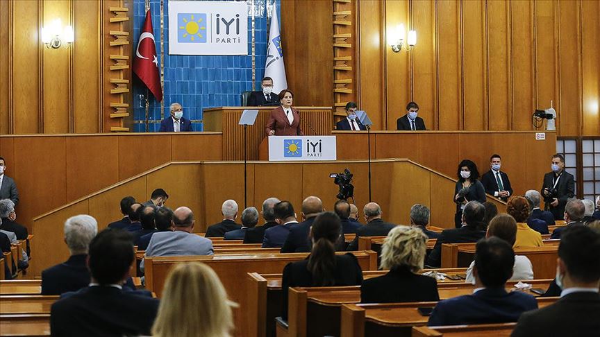 İYİ Parti Genel Başkanı Akşener'den vatandaşlara 'Kovid-19 tehlikesi henüz geçmedi' uyarısı