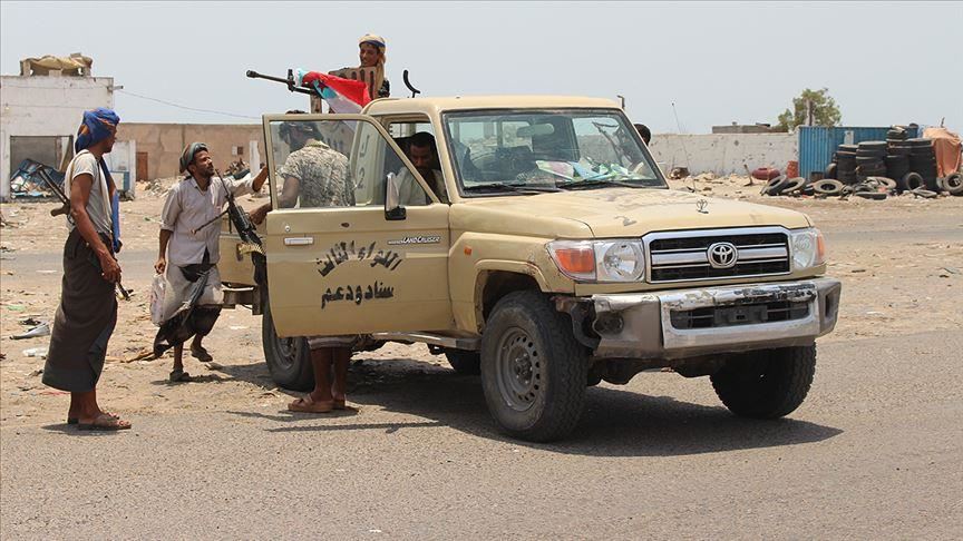 کشته‌شدن یک فرمانده و 3 سرباز یمنی توسط حوثی‌ها
