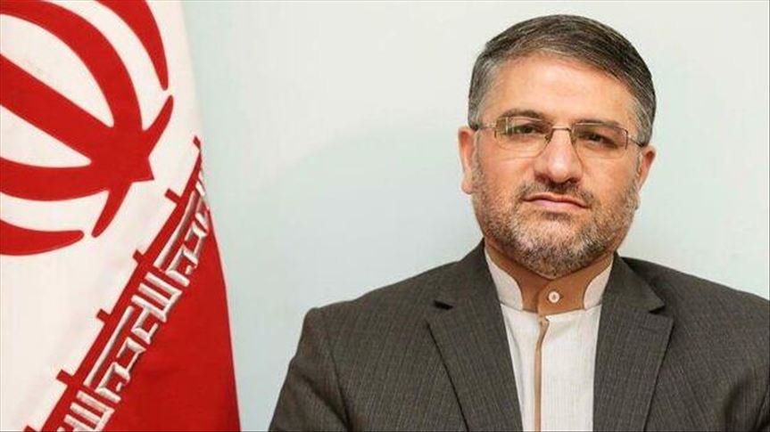 مسجدیآرانی: تغییر جنسیت در میان زنان ایرانی افزایش یافته است