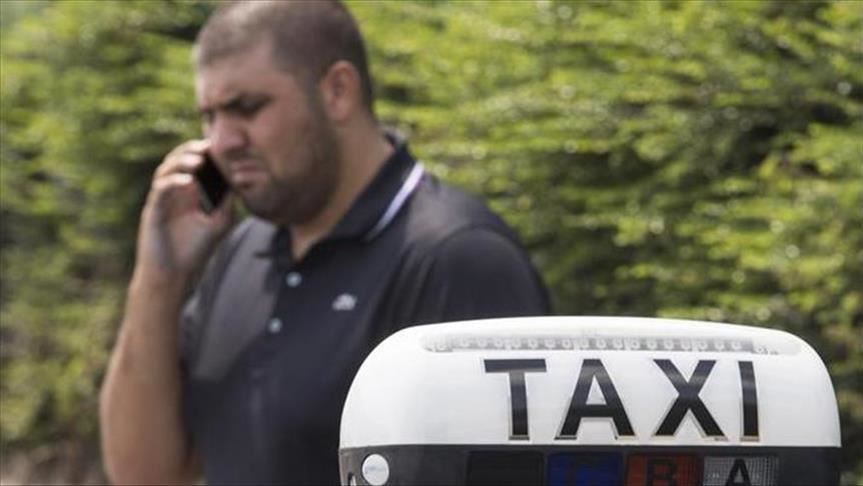 South African commuters hit by minibus taxi strike
