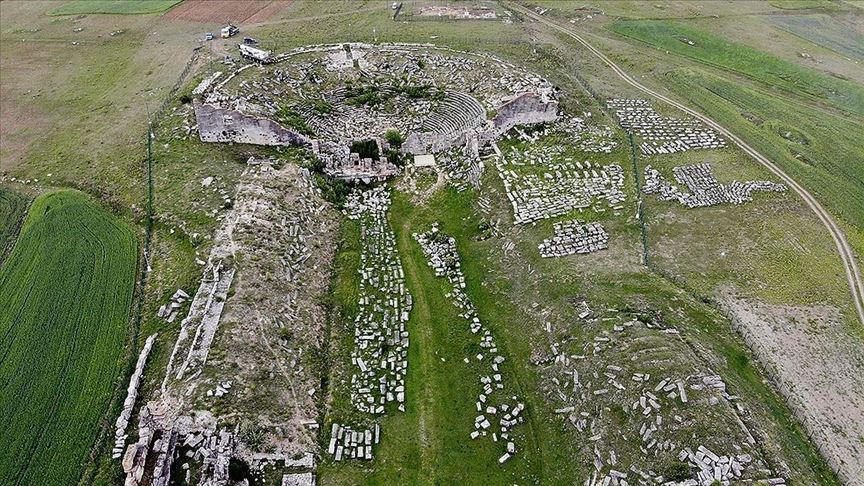 Dünya mirası Aizanoi'de binlerce yıl sonra 'taşlar yerine oturacak'