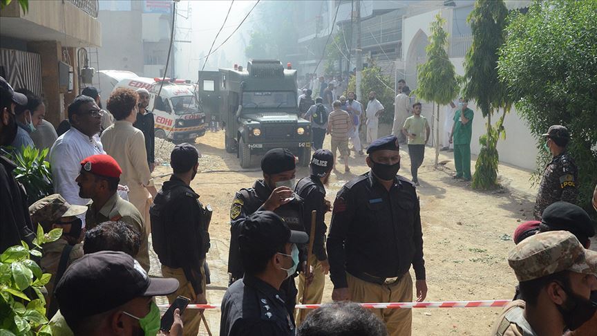 Pakistan'da geçen ayki uçak kazasının nedeni 'insan hatası' olarak açıklandı