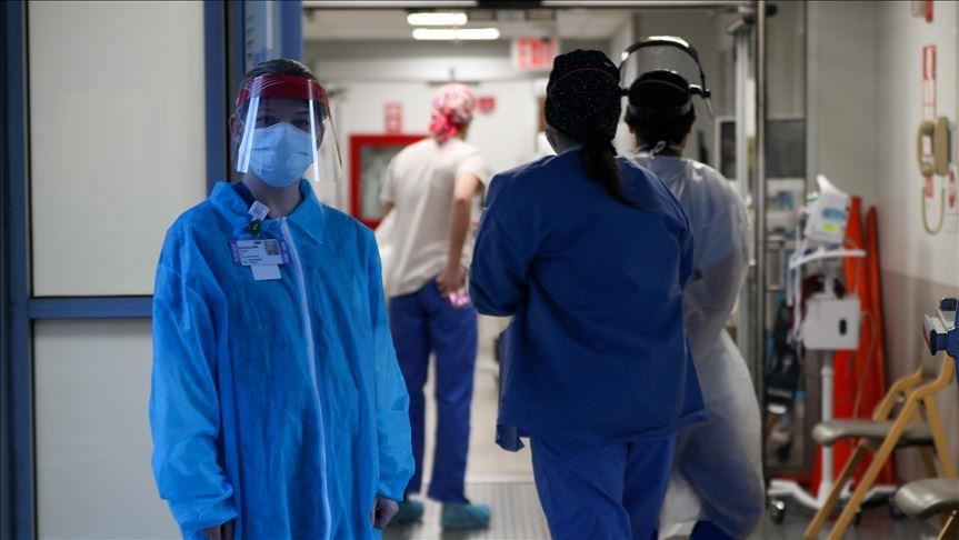 US: Texas pauses reopening plan as coronavirus surges