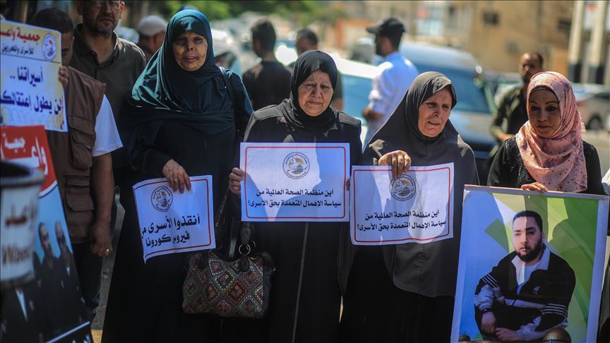 غزة..وقفة دعما للمعتقلين في السجون الإسرائيلية
