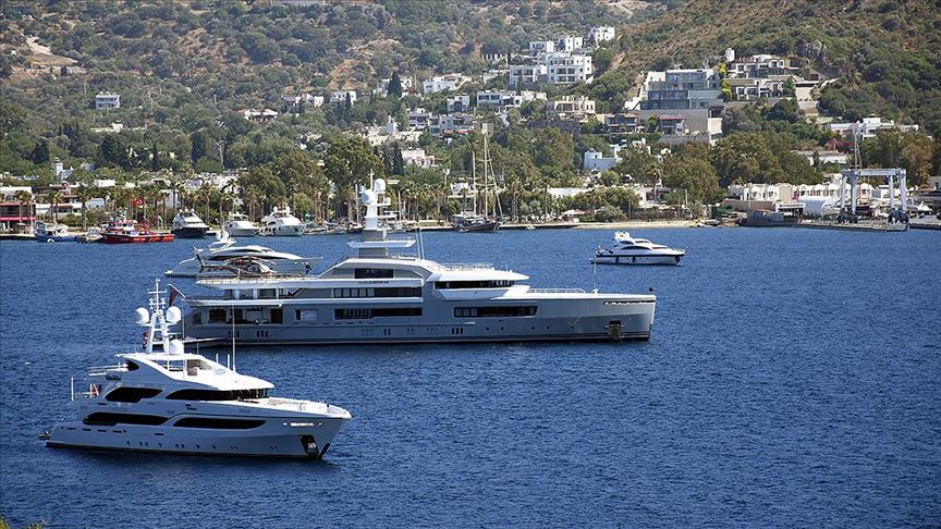 Mega Yatlar Bodrum A Demir Atti