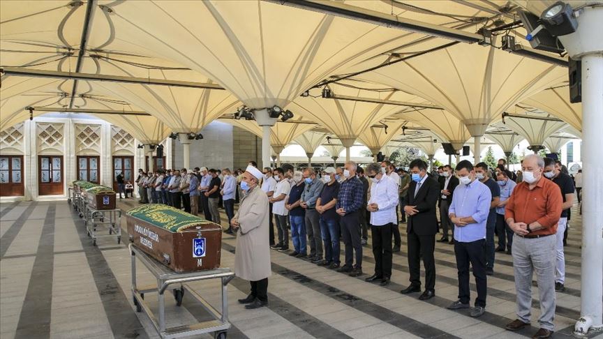 Eski TRT başspikeri Cihangir Göker son yolculuğuna uğurlandı