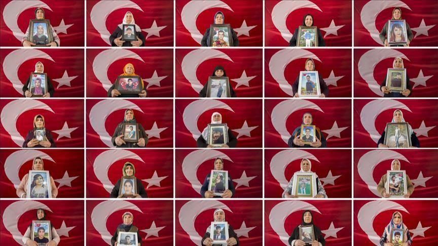 Se cumplen 300 días de vigilia de familiares de secuestrados por el PKK en ciudad al sureste de Turquía
