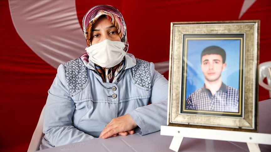 "Çiqas sal derbas bin jî em ê li vir bisekinin"
