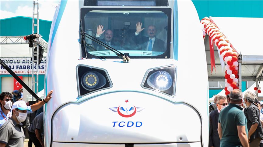 Turki mulai uji coba pabrik kereta listrik  