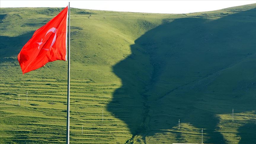 ardahan daki ataturk silueti