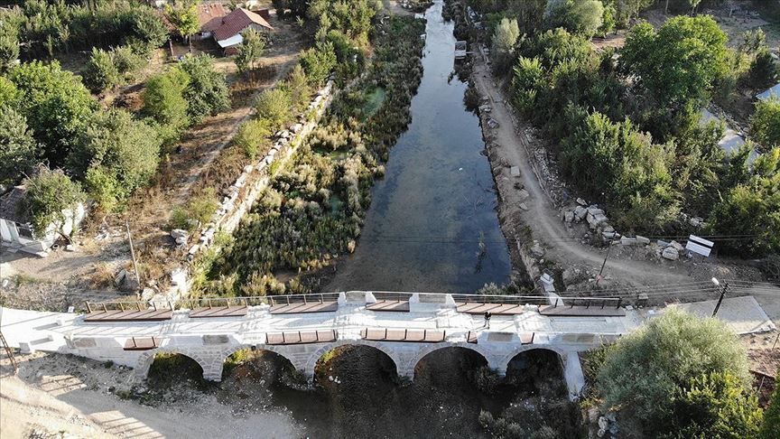 Aizanoi'nin ziyaretçileri nehirde kayıkla 'Antik Çağ'a yolculuk' yapacak