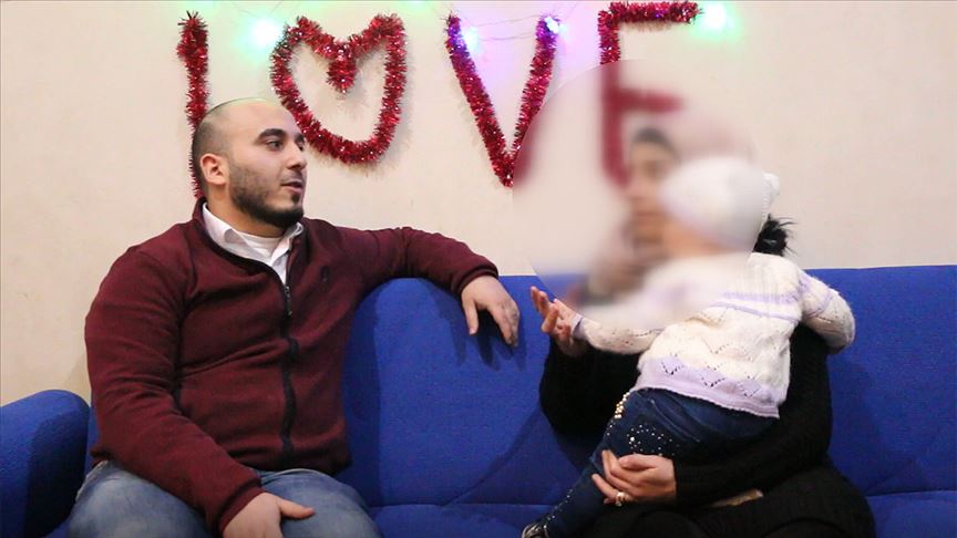 Esed rejimince alıkonulan genç kadın Um Muhammed cezaevindeki işkenceleri anlattı: Kollarımızdan tavana asılırdık